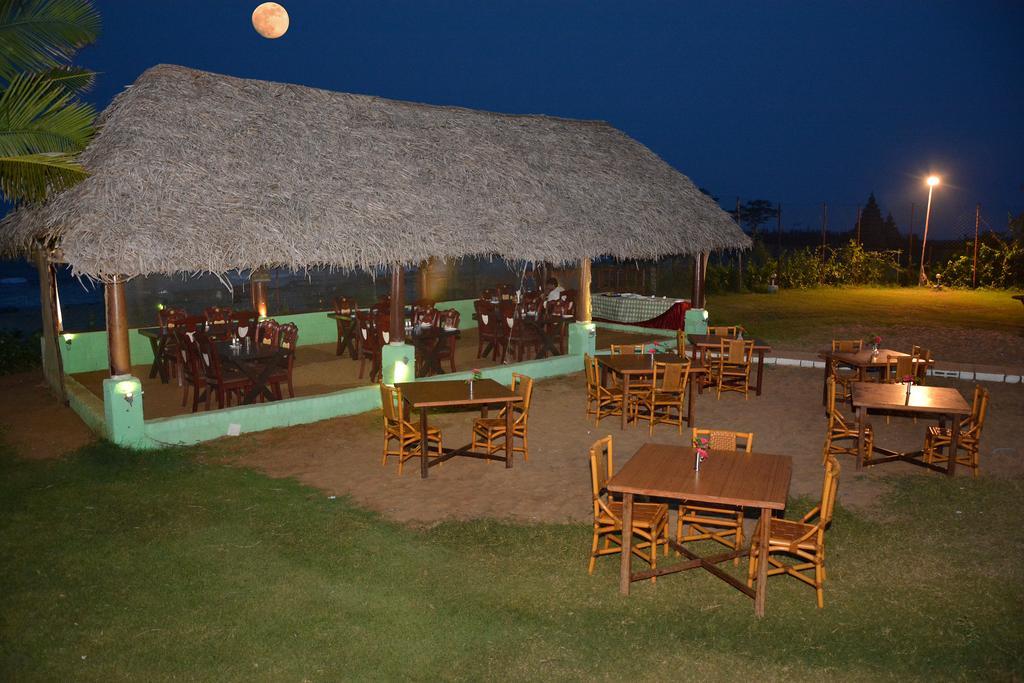 Sea Breeze Beach Resort Mahabalipuram Eksteriør bilde