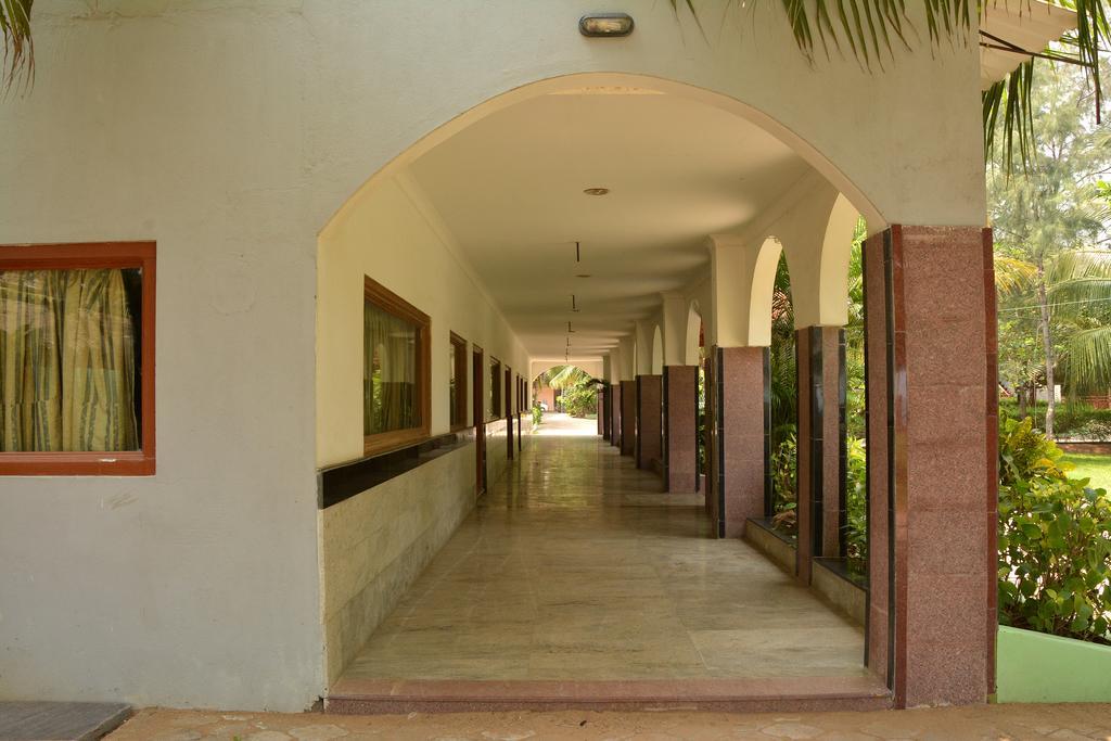 Sea Breeze Beach Resort Mahabalipuram Eksteriør bilde