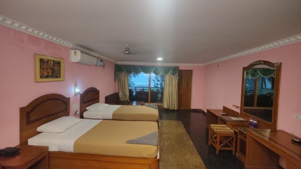 Sea Breeze Beach Resort Mahabalipuram Eksteriør bilde