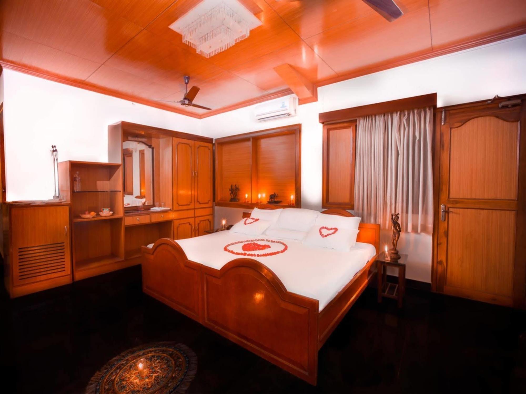 Sea Breeze Beach Resort Mahabalipuram Eksteriør bilde